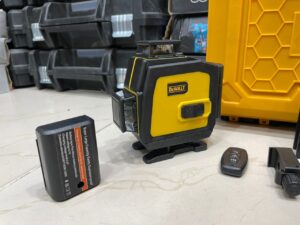 ترازلیزری دیوالت360×4 درجه | دایتون پلاس ایران