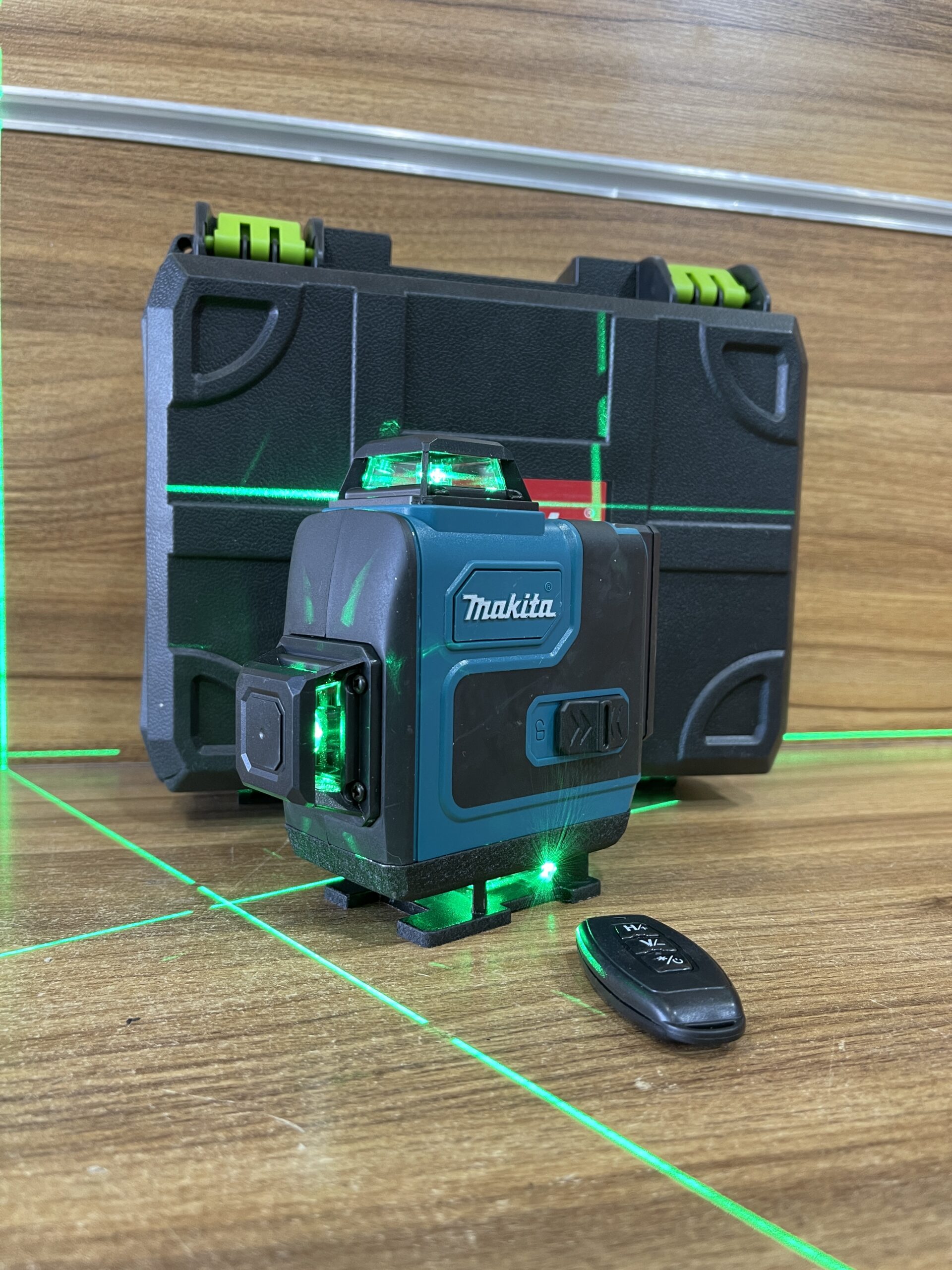 9077BB35-1802-4514-979C-FE91F8693577